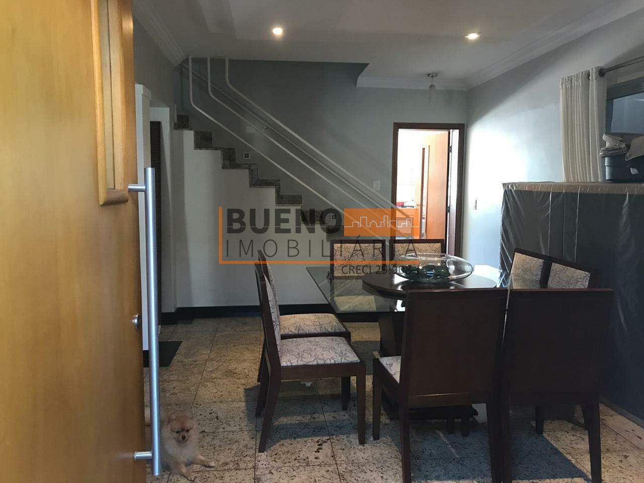 Sobrado para aluguel no Centro: 