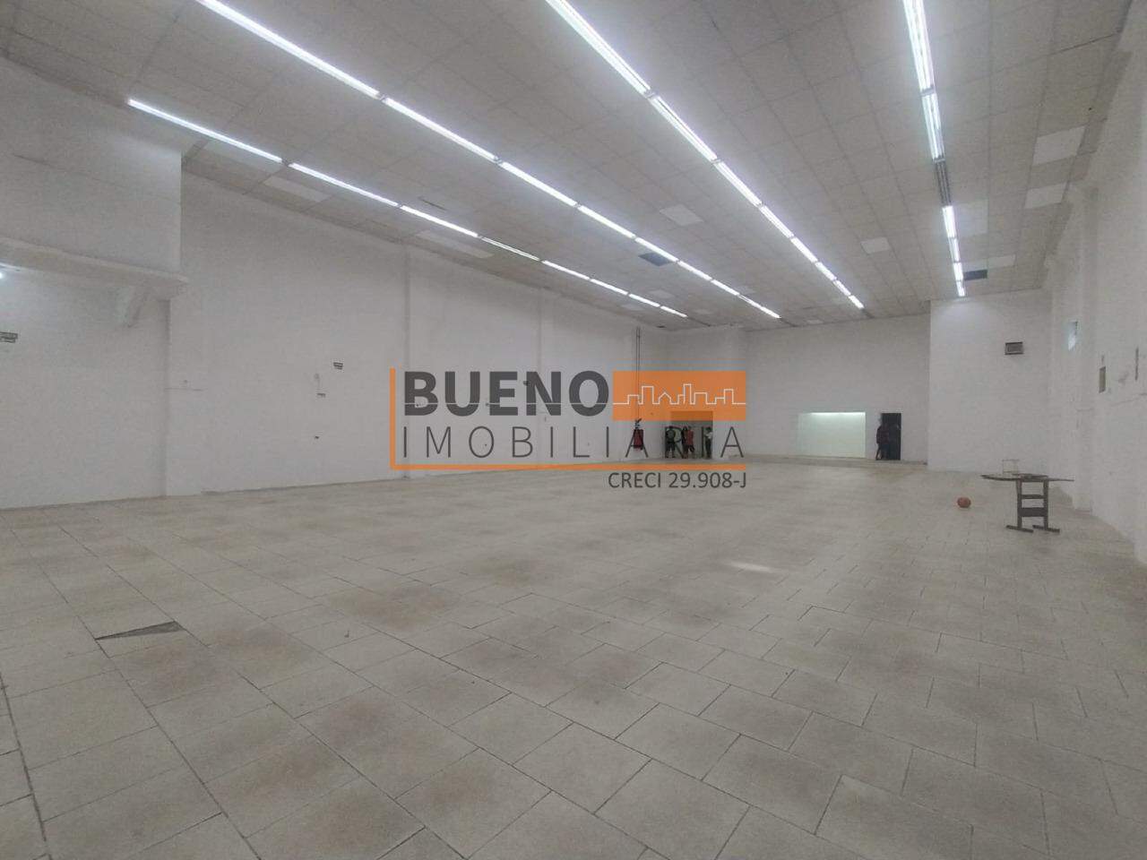 Salão para aluguel no Centro: 