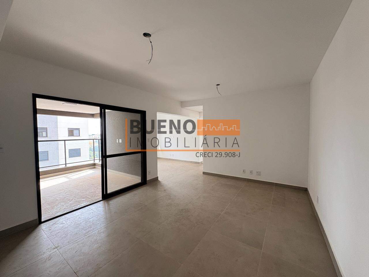 Apartamento à venda no Vila Cecchino: 