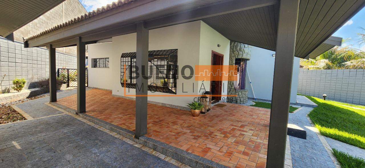Casa à venda no Parque Mangueira: 