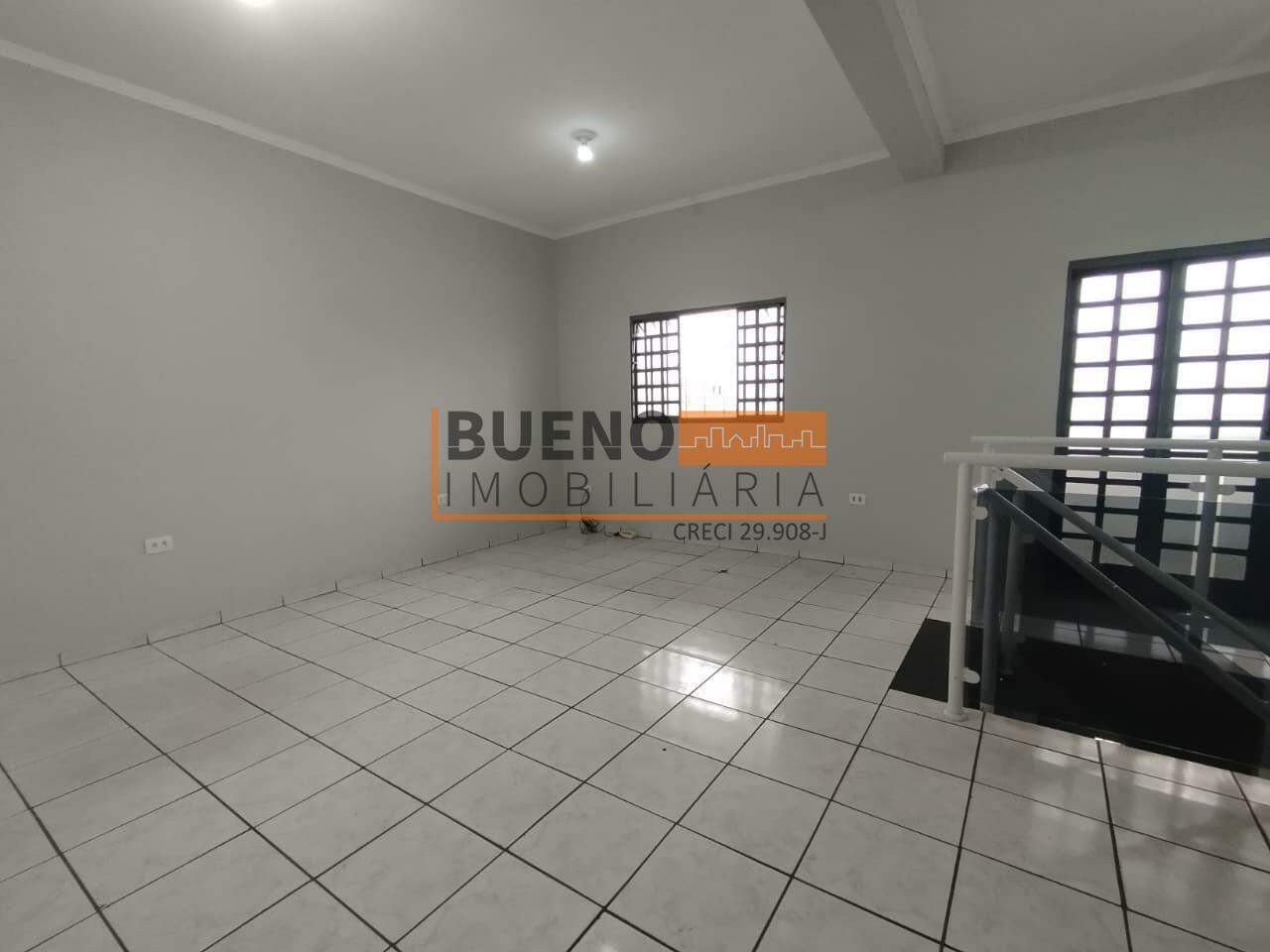 Sobrado para aluguel no Vila Mollon IV: 