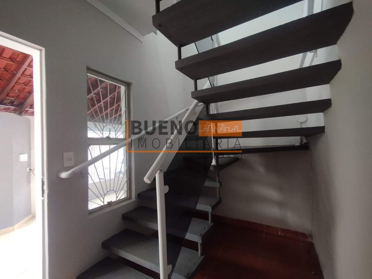 Sobrado para aluguel no Vila Mollon IV: 
