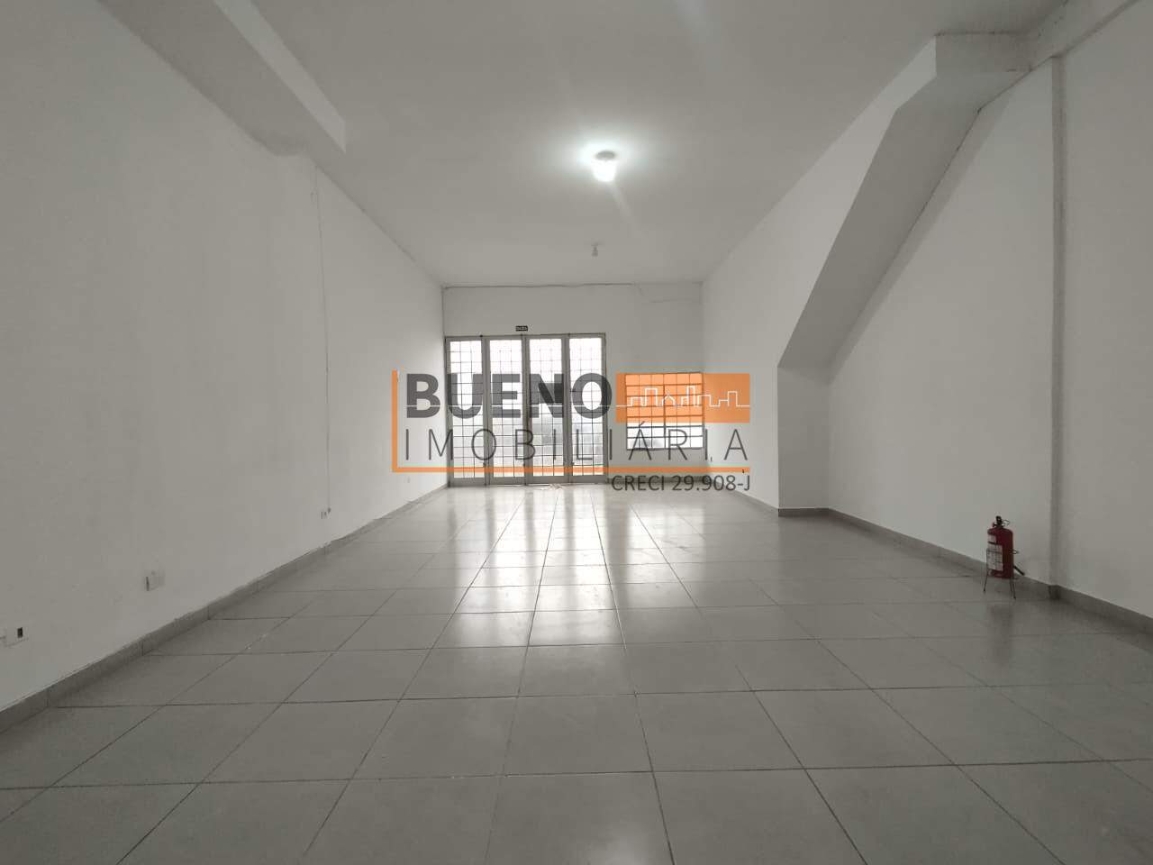 Salão para aluguel no Jardim Dona Regina: 