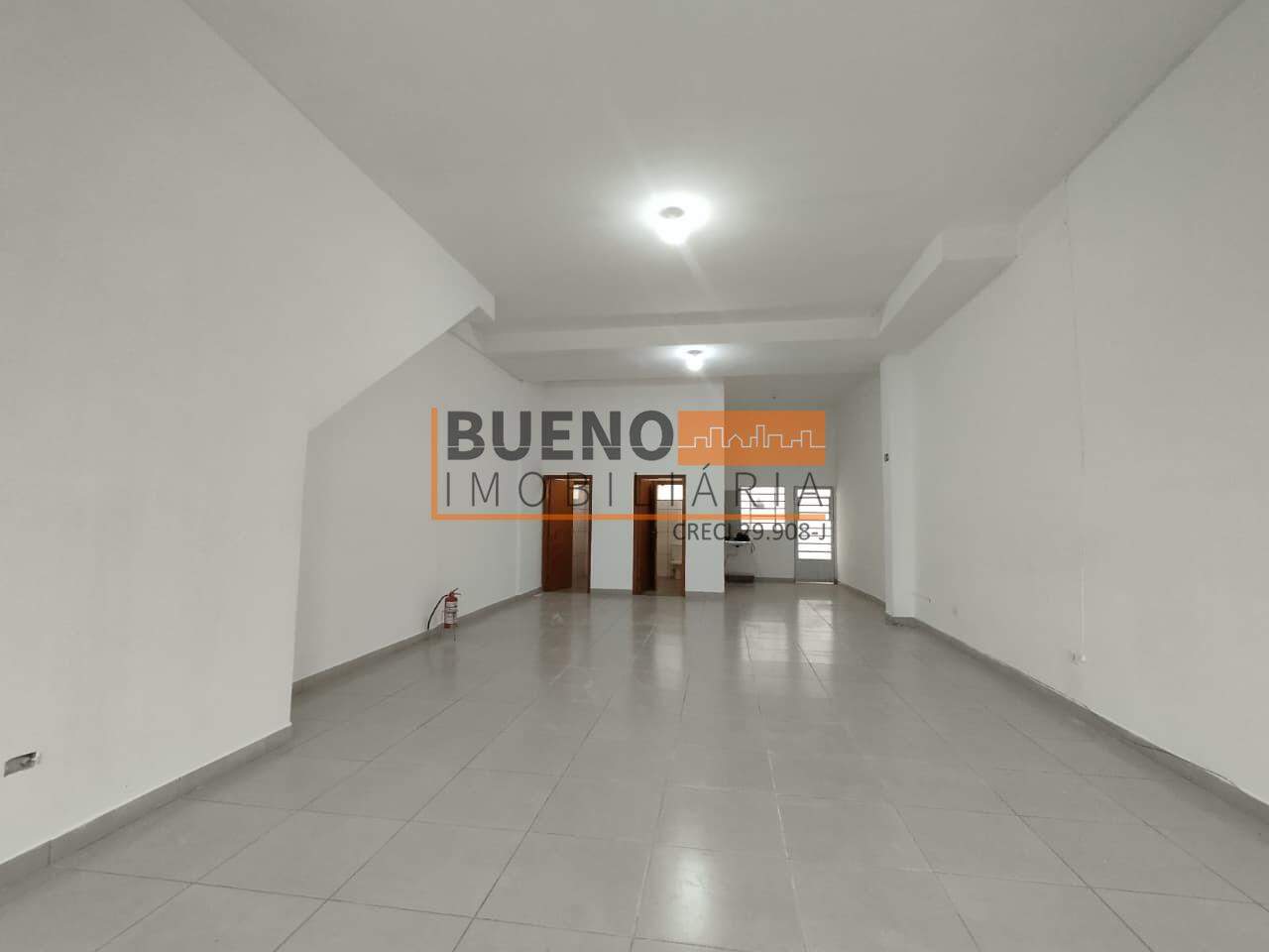 Salão para aluguel no Jardim Dona Regina: 
