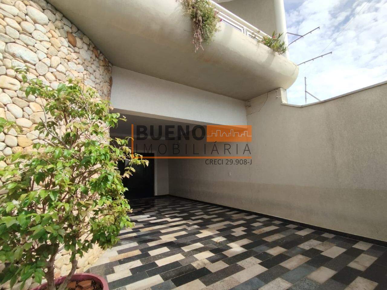 Casa à venda no Jardim Europa I: 