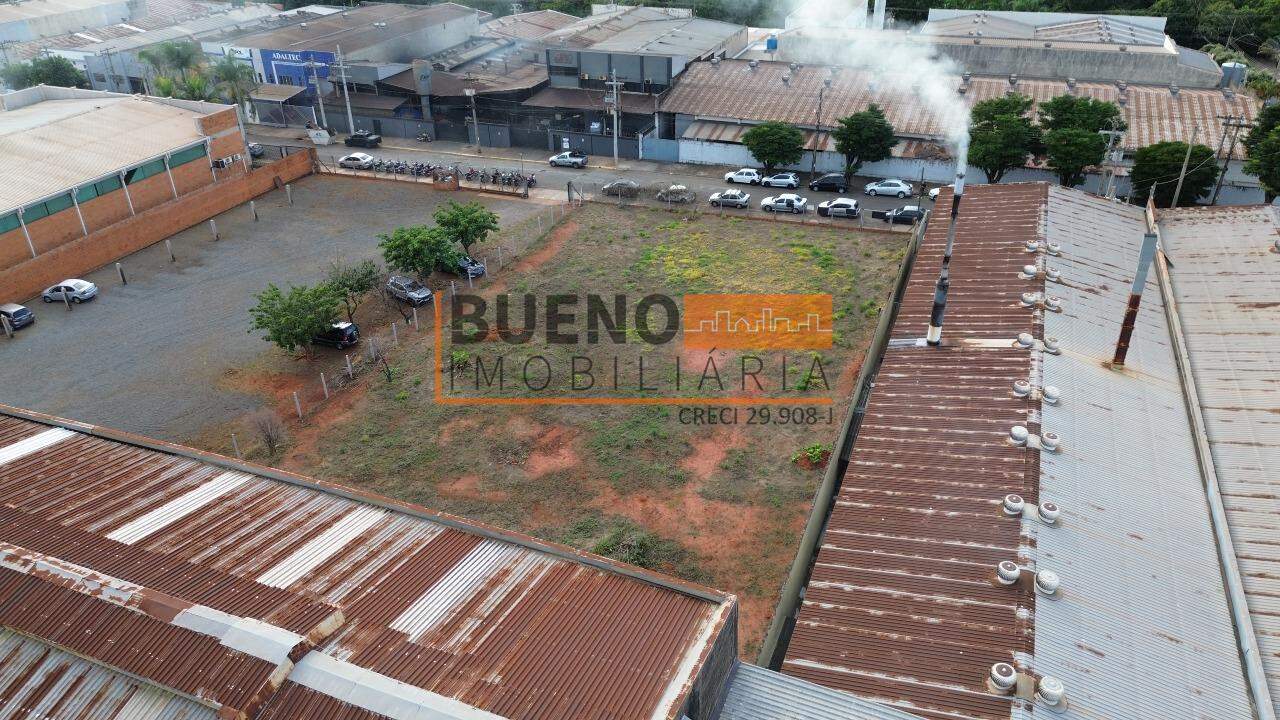 Terreno à venda no Cidade Industrial: 