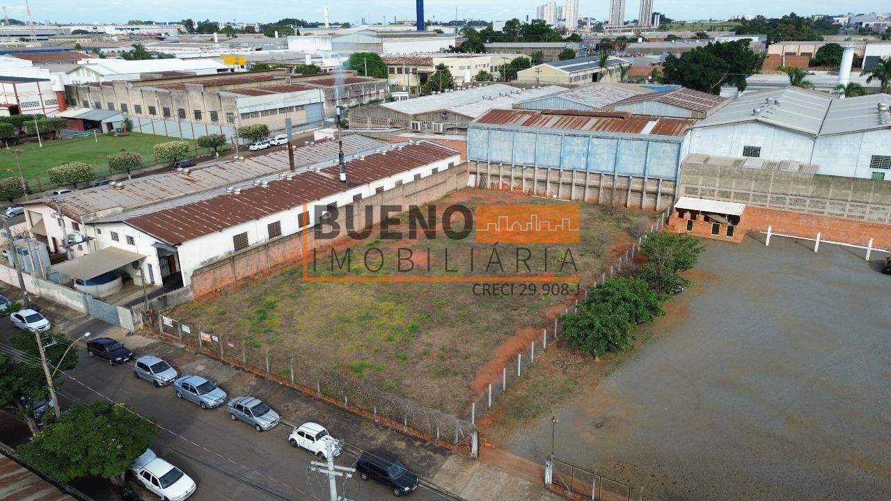 Terreno à venda no Cidade Industrial: 