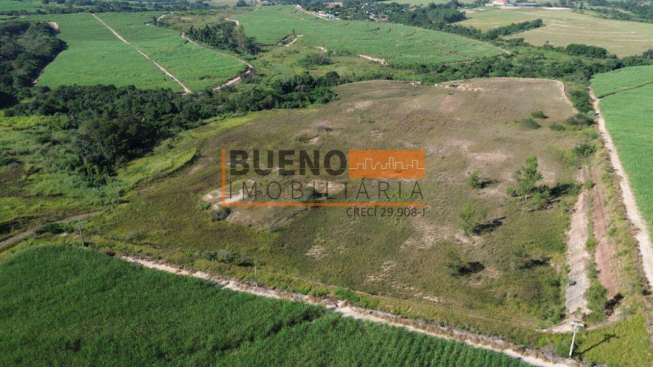 Área à venda no Bairro do Porto: 