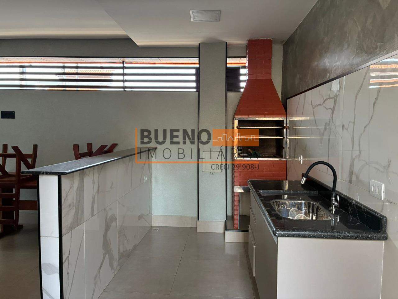 Casa à venda no Vila Mollon IV: 