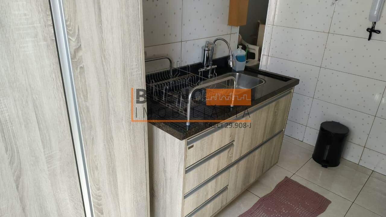 Apartamento à venda no Jardim Dona Regina: 