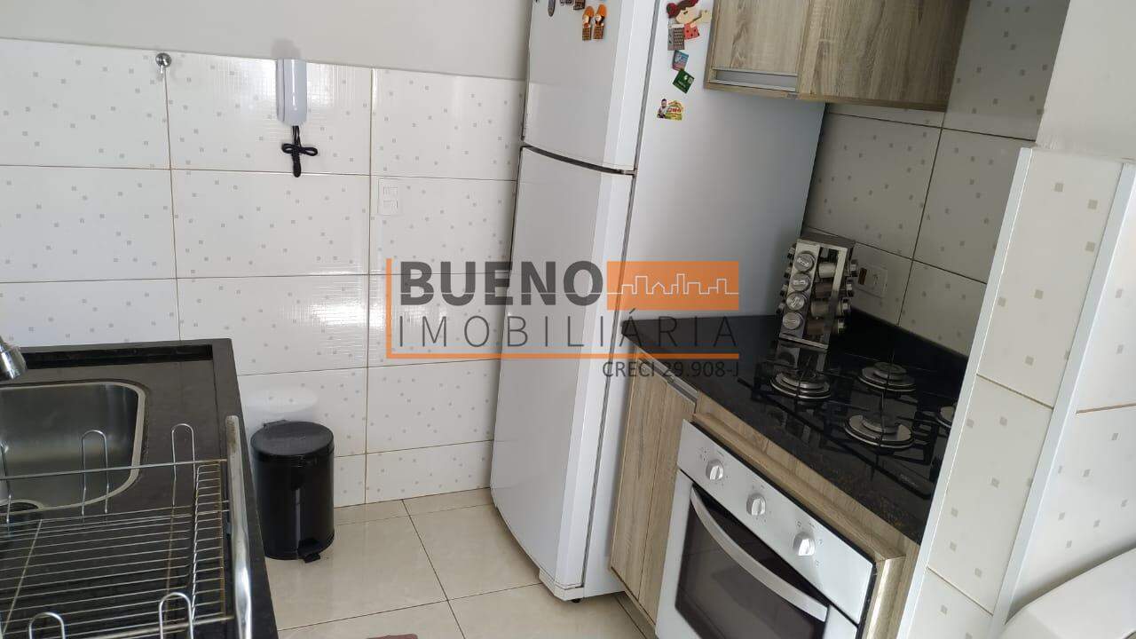 Apartamento à venda no Jardim Dona Regina: 