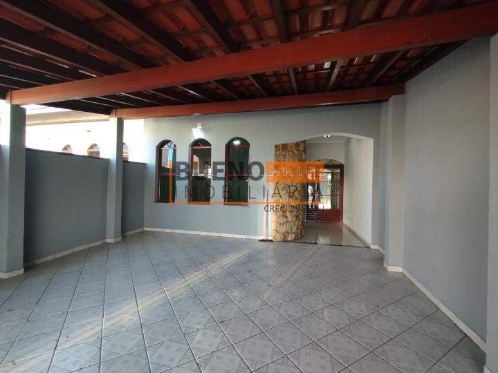 Casa para aluguel no Jardim Europa I: 