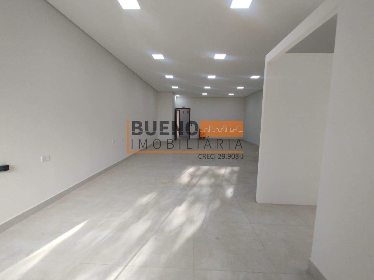 Sala para aluguel no Centro: 