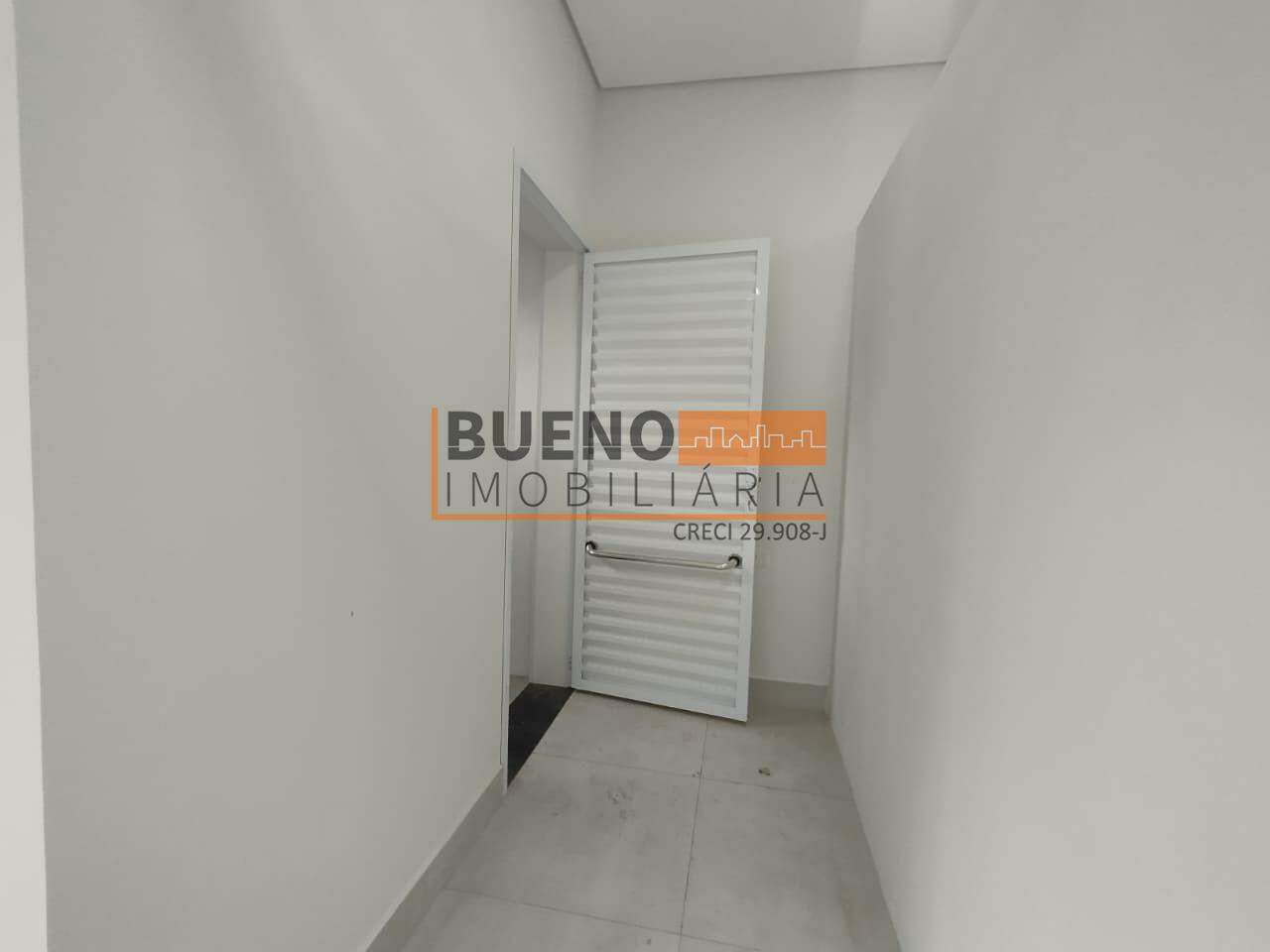 Sala para aluguel no Centro: 