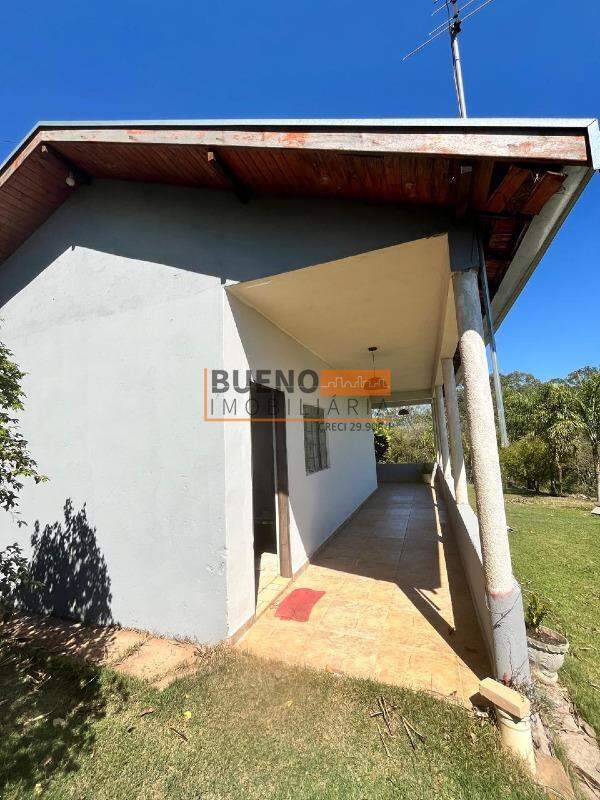 Chácara à venda no Conjunto Habitacional Santa Terezinha: 
