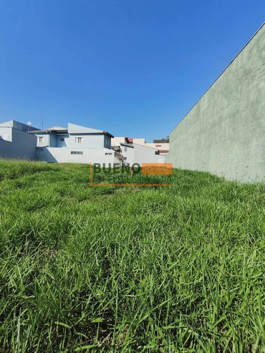 Terreno à venda no Jardim Fernando Mollon: 