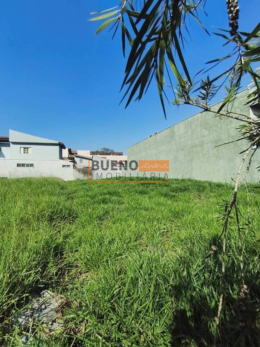 Terreno à venda no Jardim Fernando Mollon: 