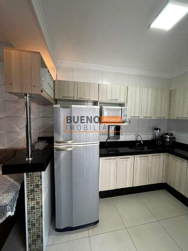 Sobrado à venda no Parque Residencial Boa Vista: 