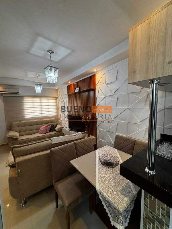 Sobrado à venda no Parque Residencial Boa Vista: 