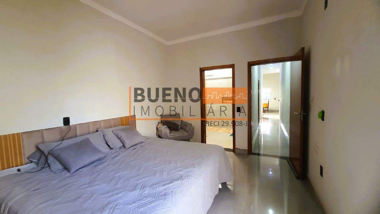 Casa à venda no Jardim Terra Azul: 
