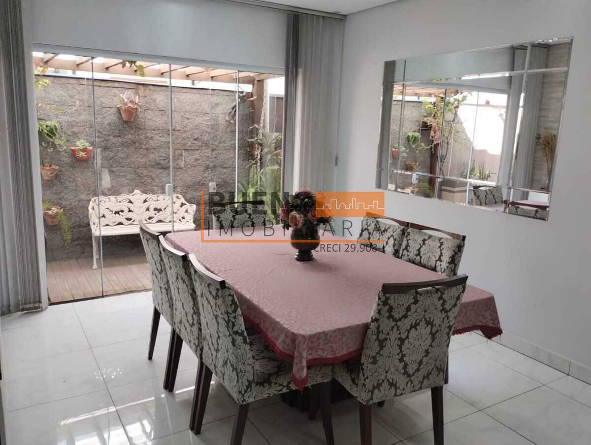 Casa à venda no Loteamento Industrial: 
