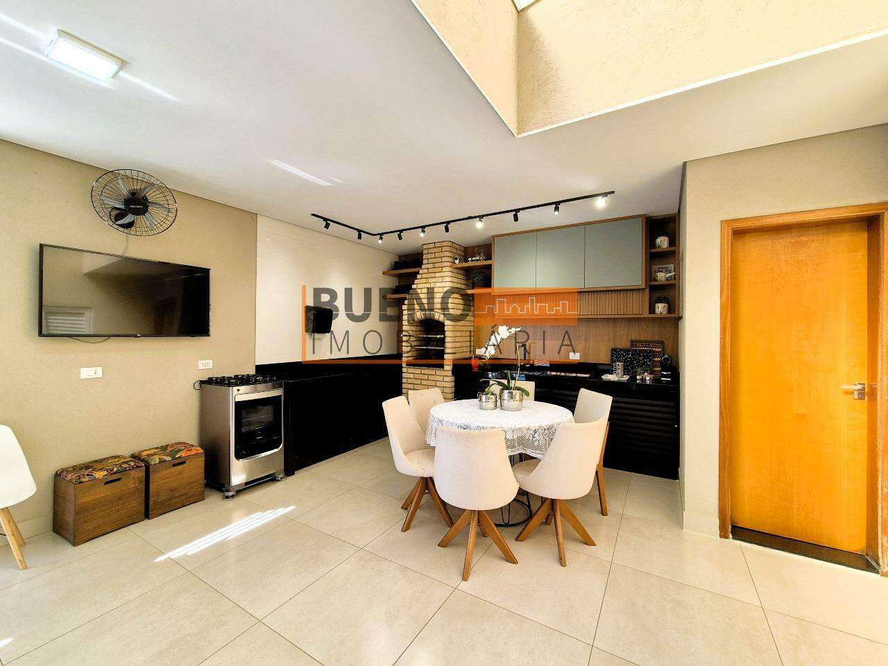 Casa à venda no Vila Brasil: 
