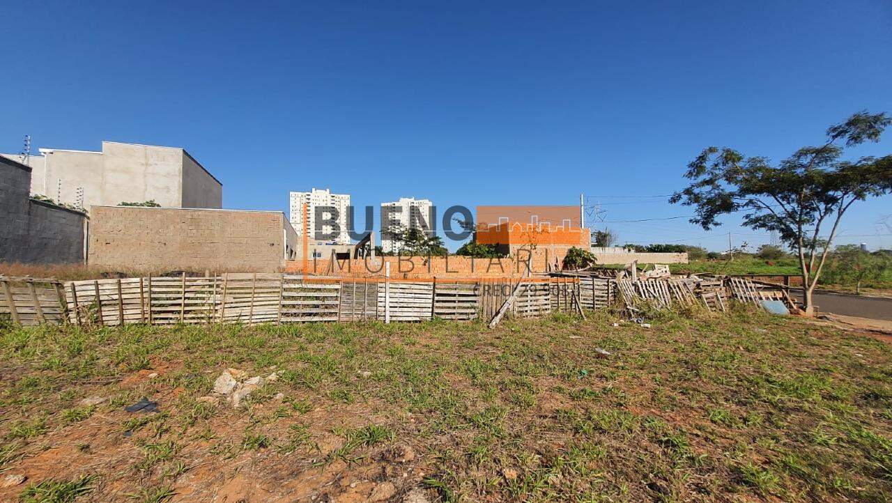 Terreno à venda no Jardim Alphacenter: 