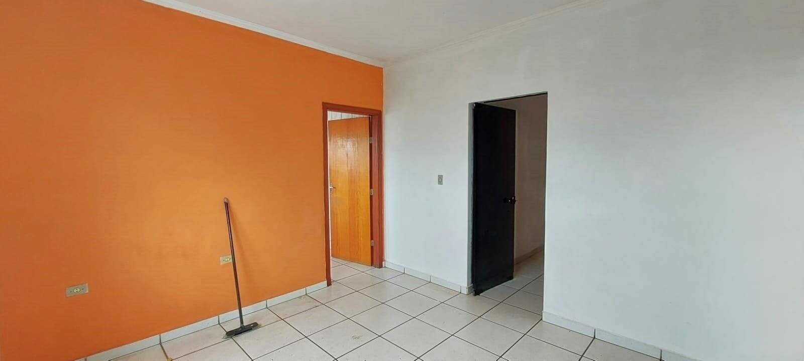 Casa à venda no Vila Linópolis I: 