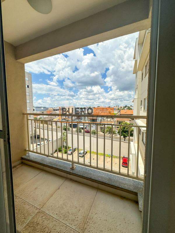 Apartamento à venda no Jardim Dona Regina: 
