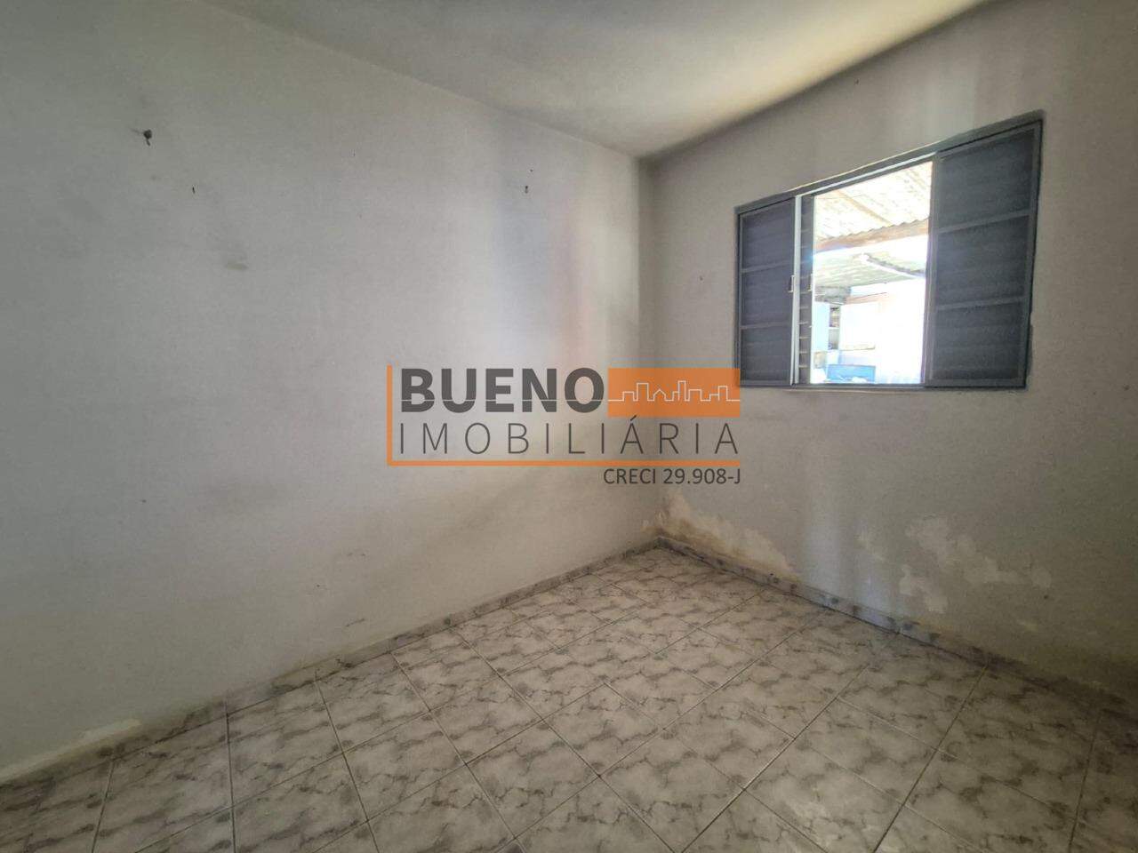 Casa à venda no Conjunto Habitacional Santa Terezinha: 