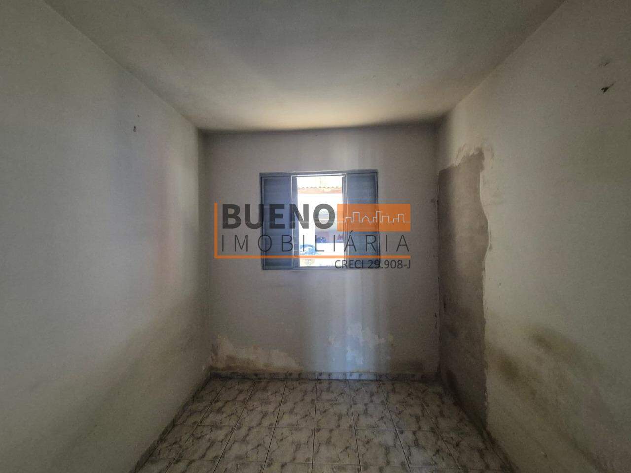 Casa à venda no Conjunto Habitacional Santa Terezinha: 