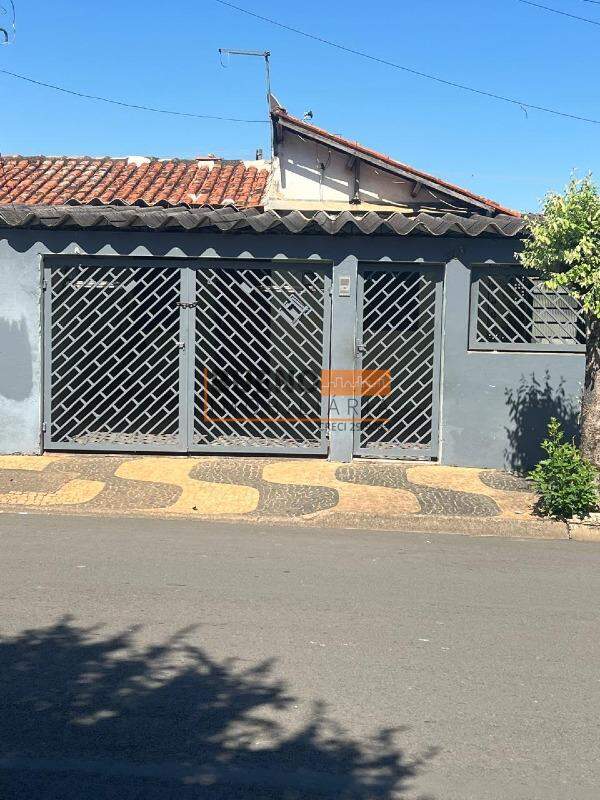 Casa à venda no Conjunto Habitacional Roberto Romano: 