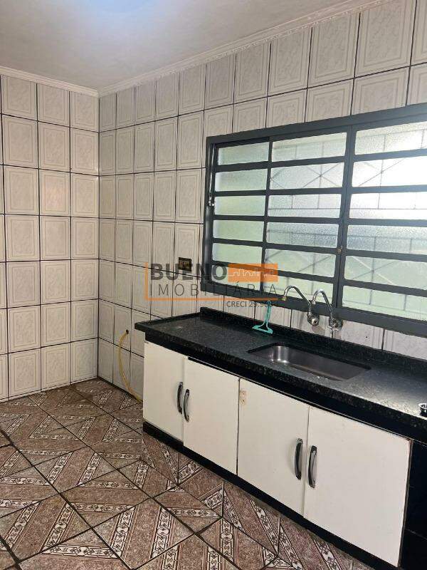 Casa à venda no Conjunto Habitacional Roberto Romano: 