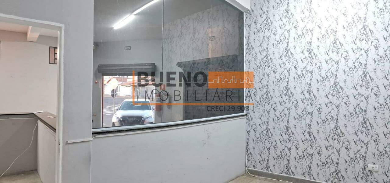 Salão para aluguel no Jardim Esmeralda: 