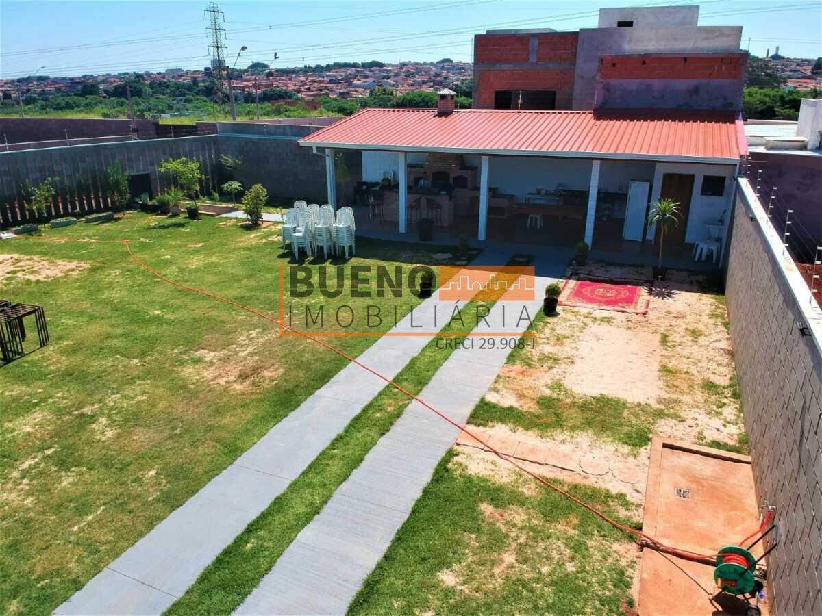 Terreno à venda no Jardim Alphacenter: 