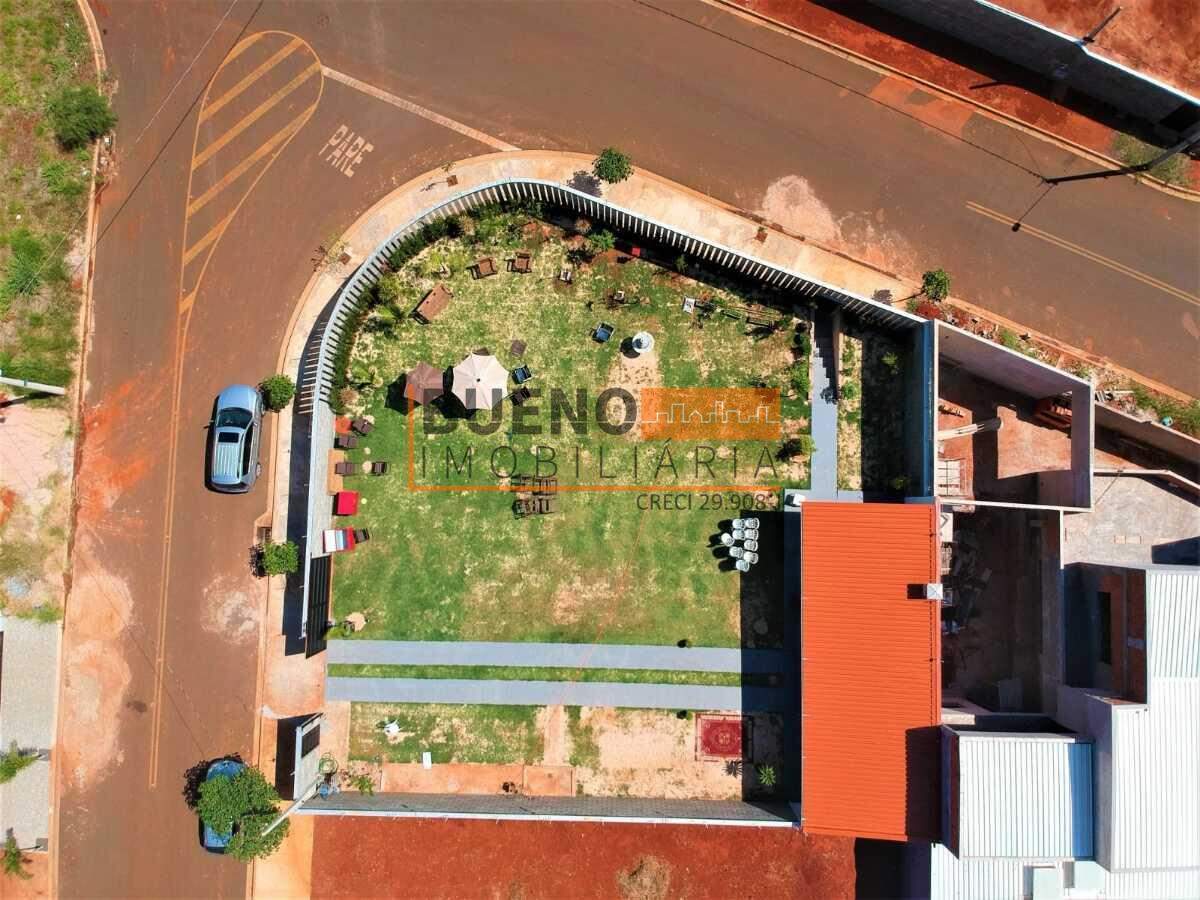 Terreno à venda no Jardim Alphacenter: 