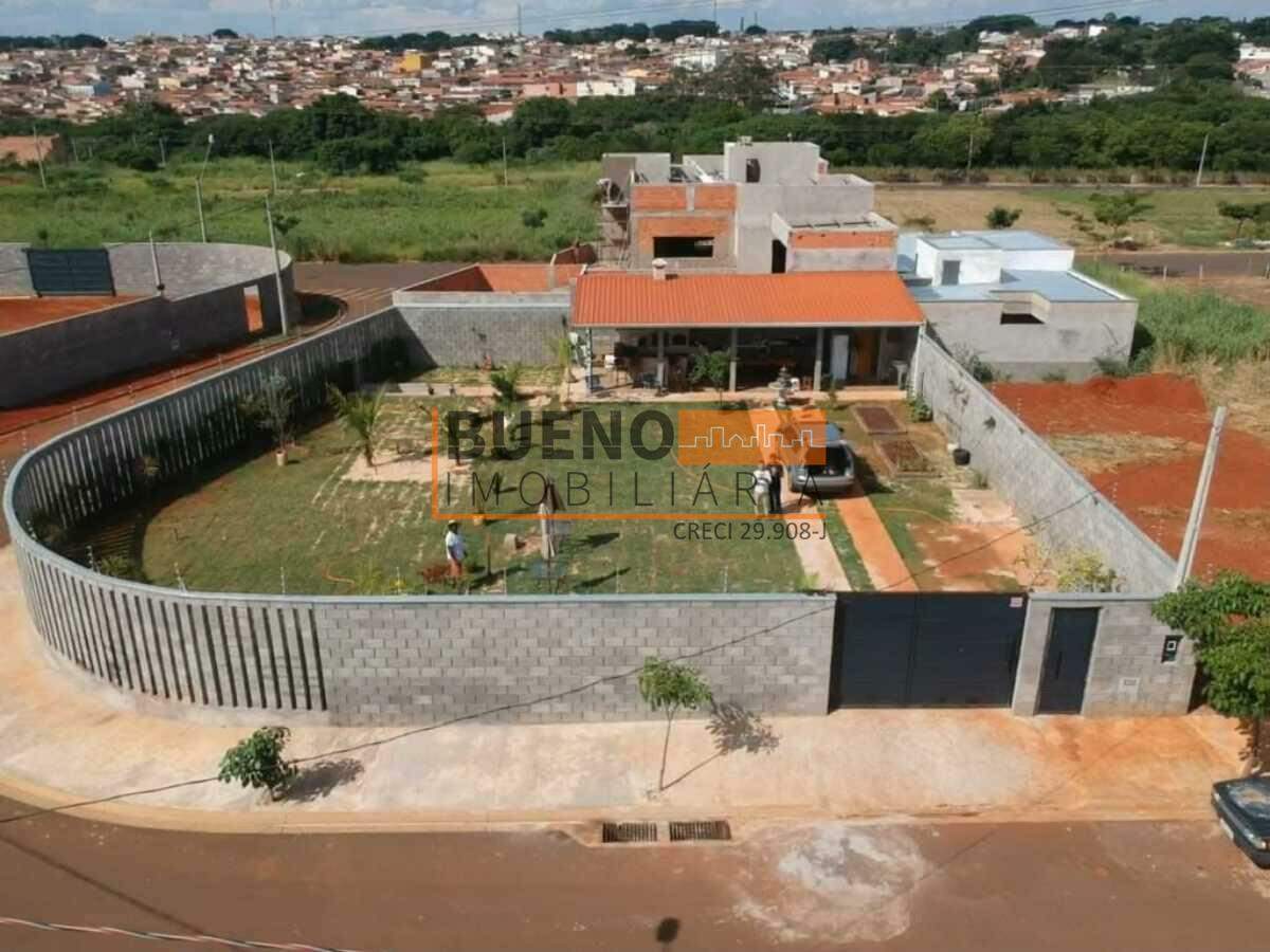 Terreno à venda no Jardim Alphacenter: 
