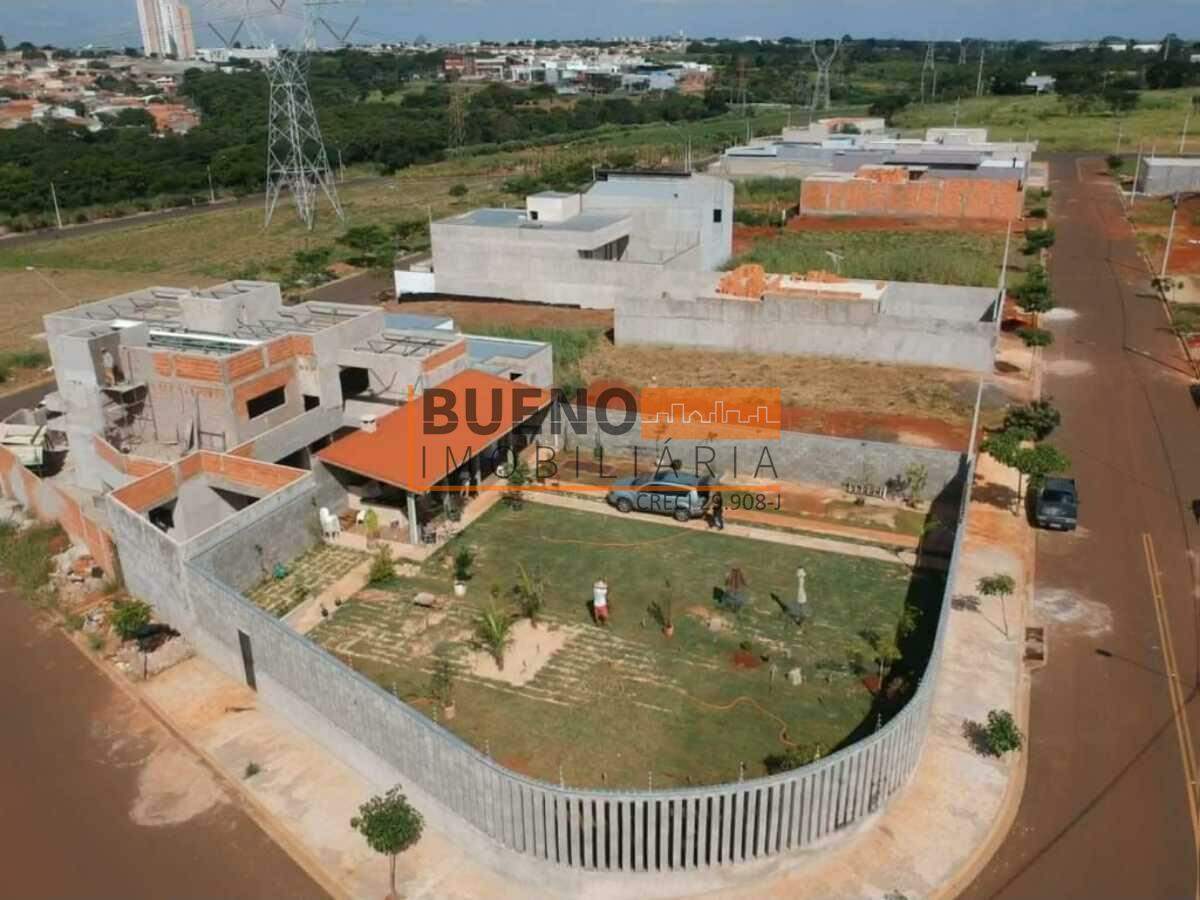 Terreno à venda no Jardim Alphacenter: 