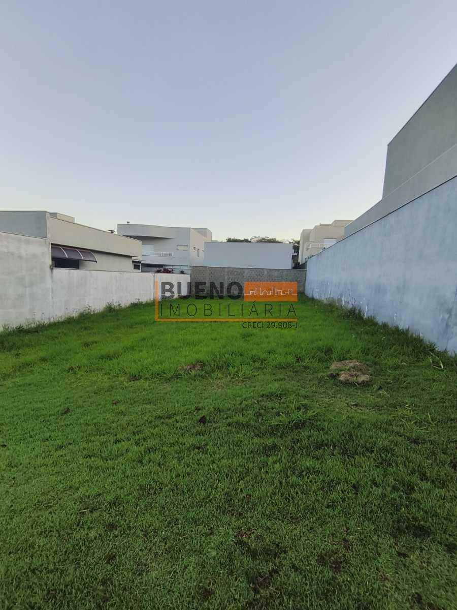 Terreno à venda no Residencial Mac Knight: 