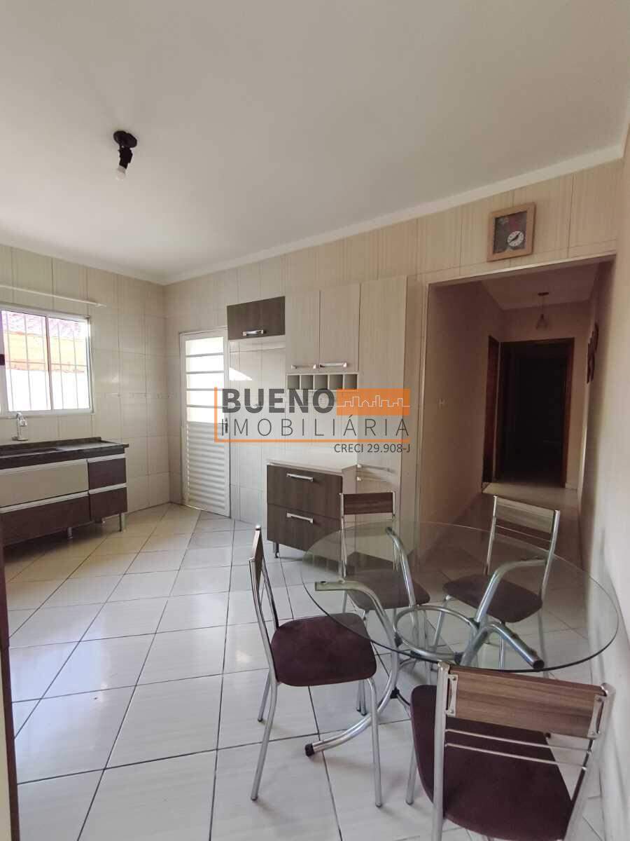 Casa à venda no Parque Olaria: 