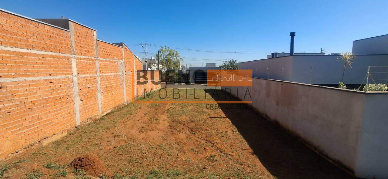 Terreno à venda no Parque Planalto: 