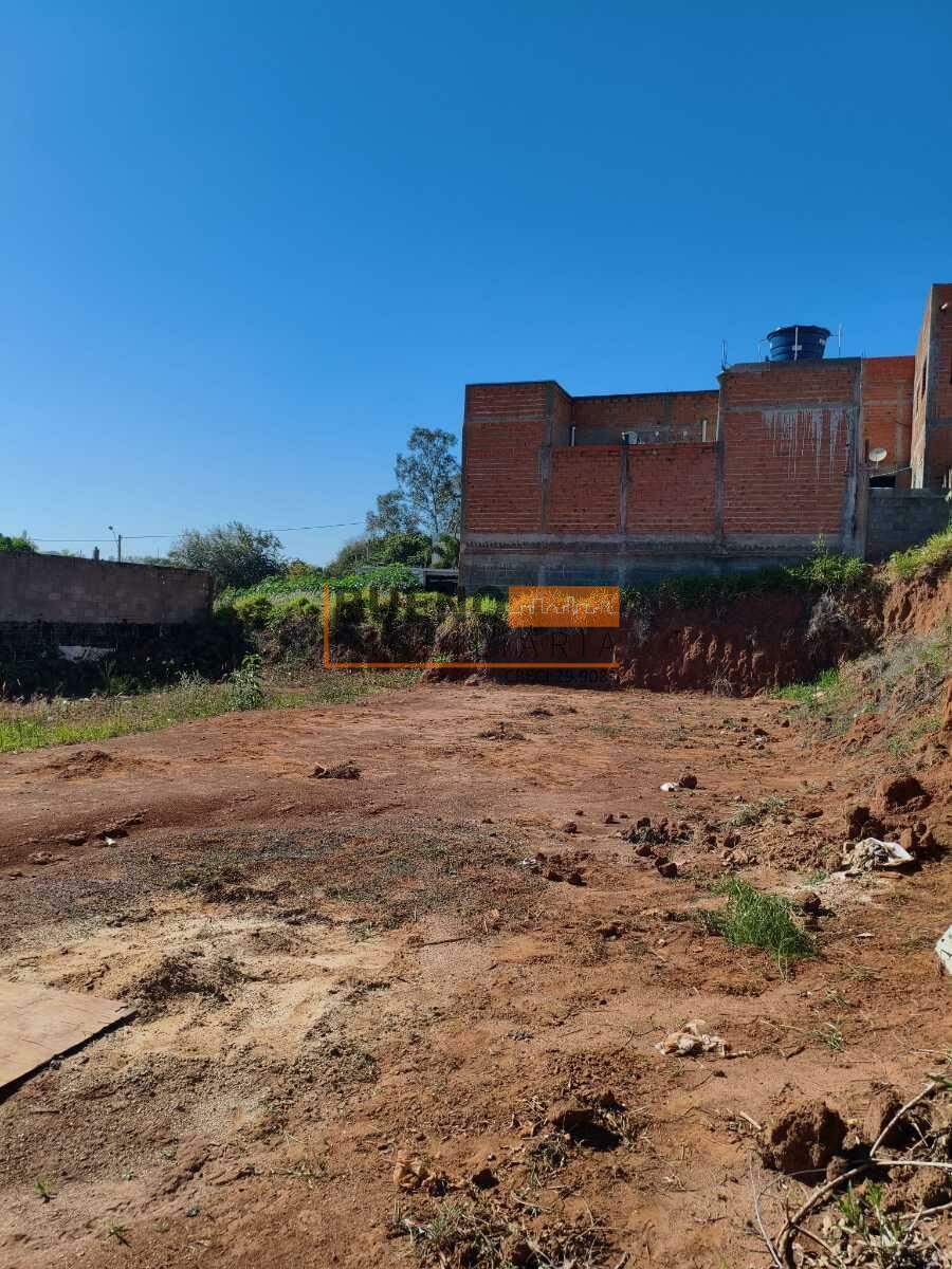 Terreno à venda no Jardim Aranha Oliveira: 