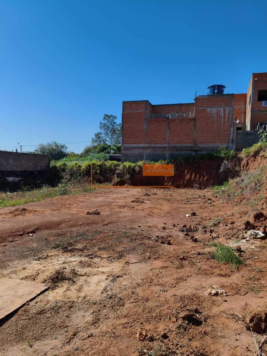 Terreno à venda no Jardim Aranha Oliveira: 