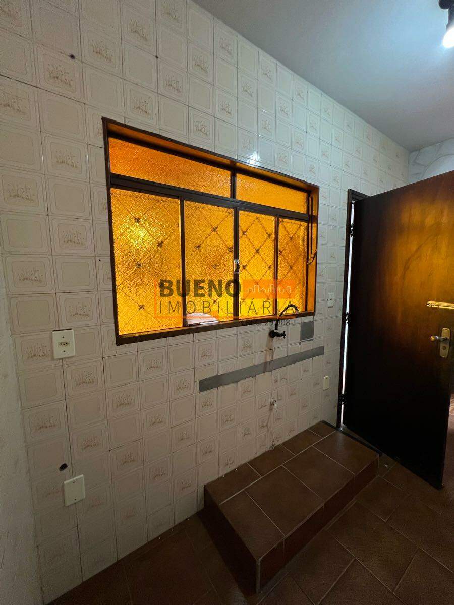 Casa para aluguel no Jardim Batagin: 
