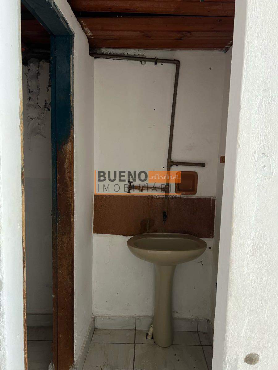 Salão para aluguel no Jardim Batagin: 