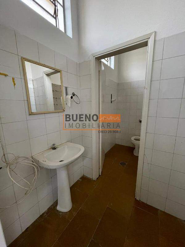 Salão para aluguel no Centro: 