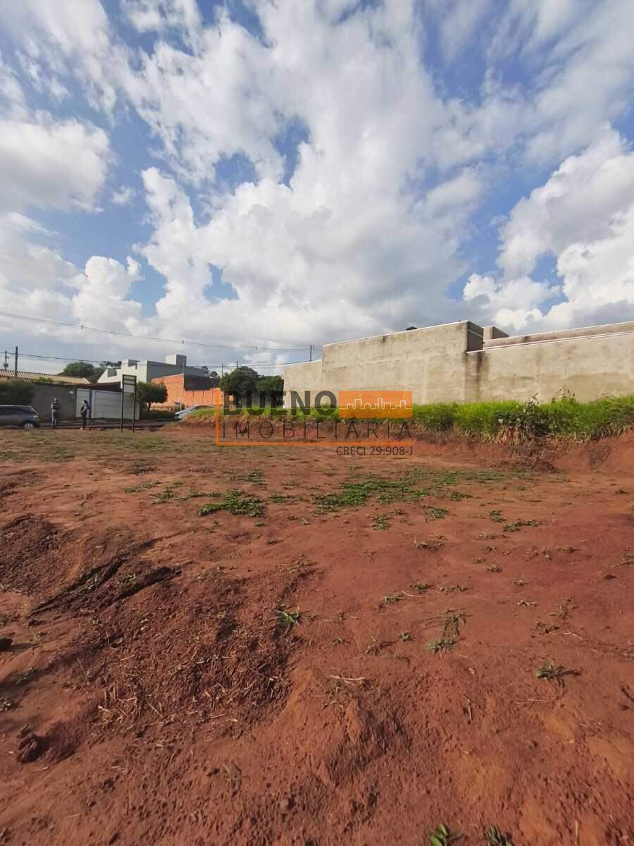 Terreno à venda no Jardim Aranha Oliveira: 