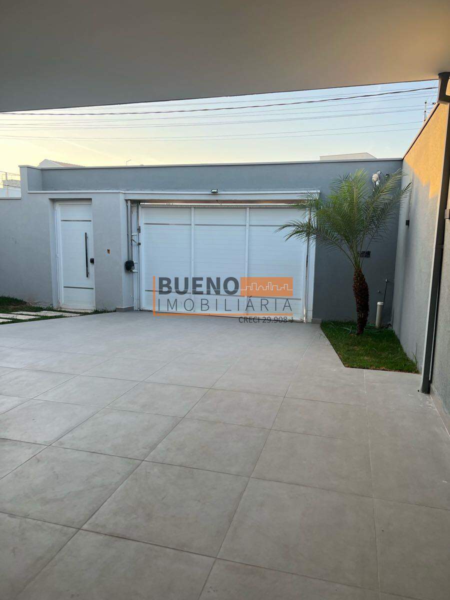 Casa para aluguel no Jardim Flamboyant: 