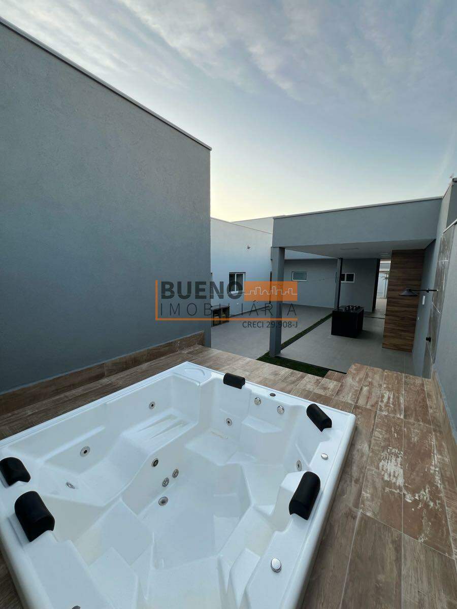 Casa para aluguel no Jardim Flamboyant: 