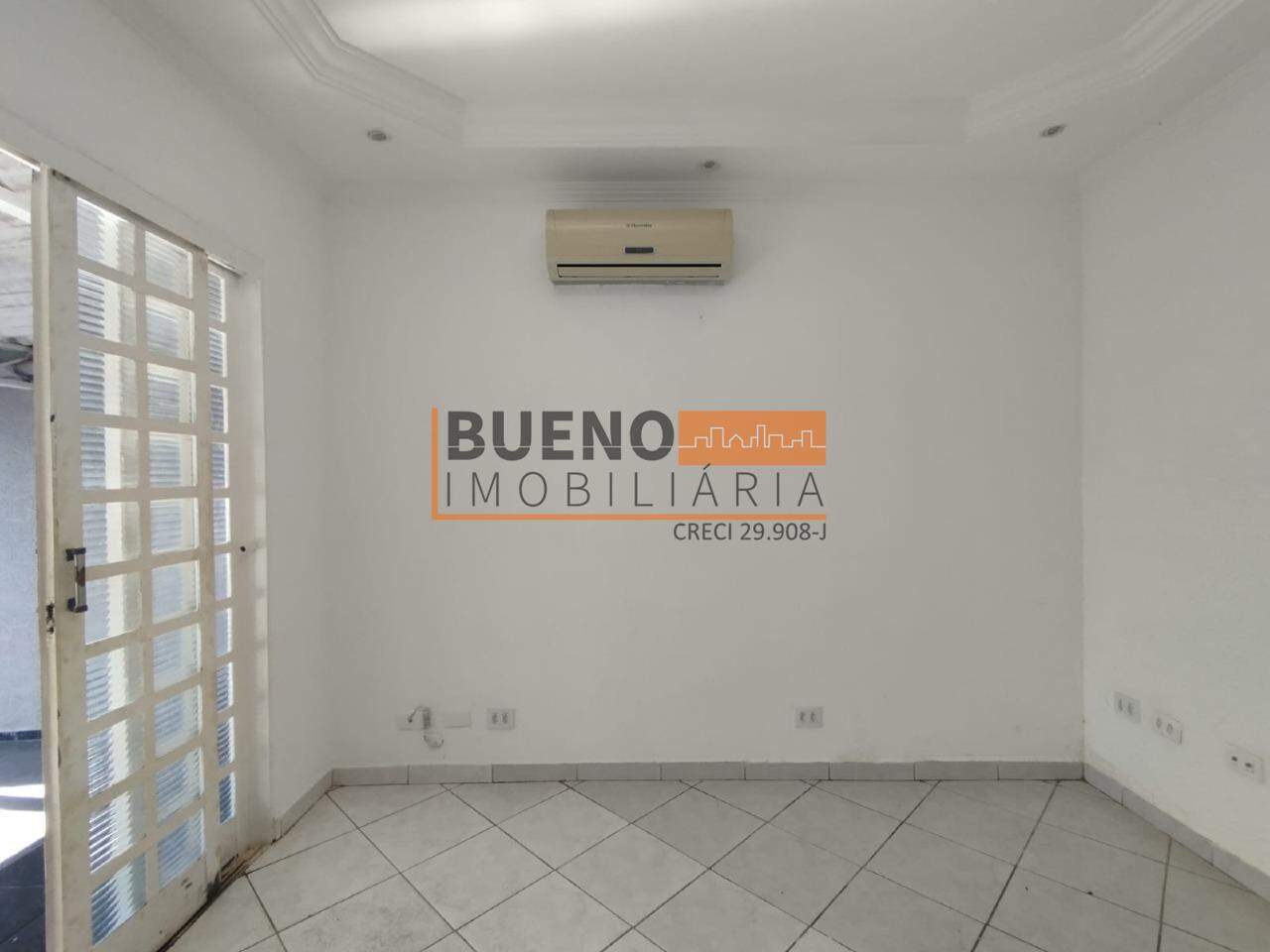 Casa para aluguel no Jardim Santa Rita de Cássia: 